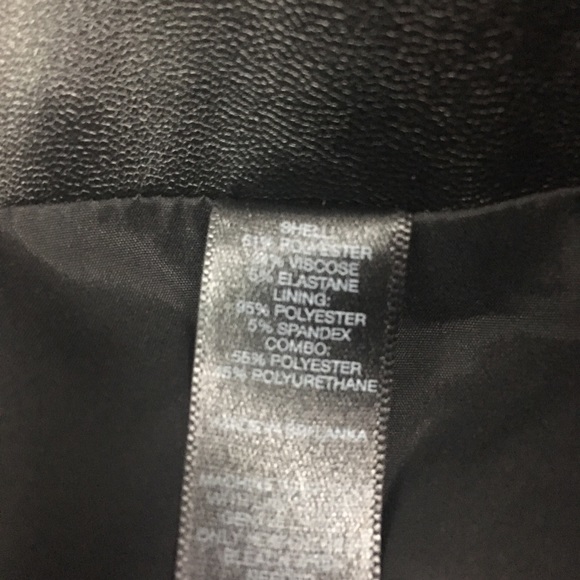 Express Minus The Leather Tan and Black Mini Skirt - Picture 5 of 6